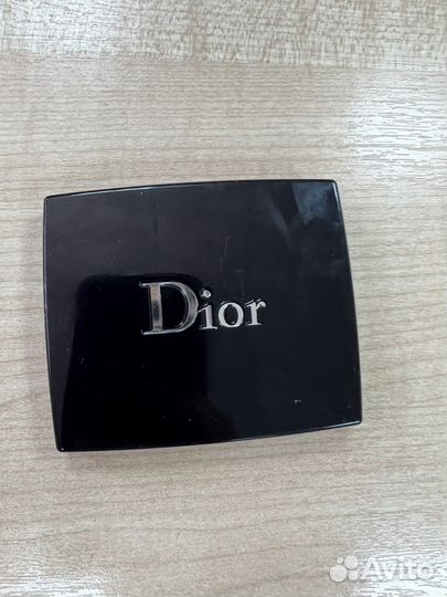 Тени для век Dior 599 New look