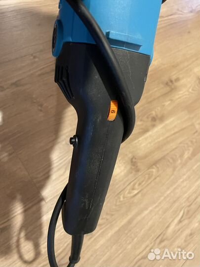 Полировальная машинка makita