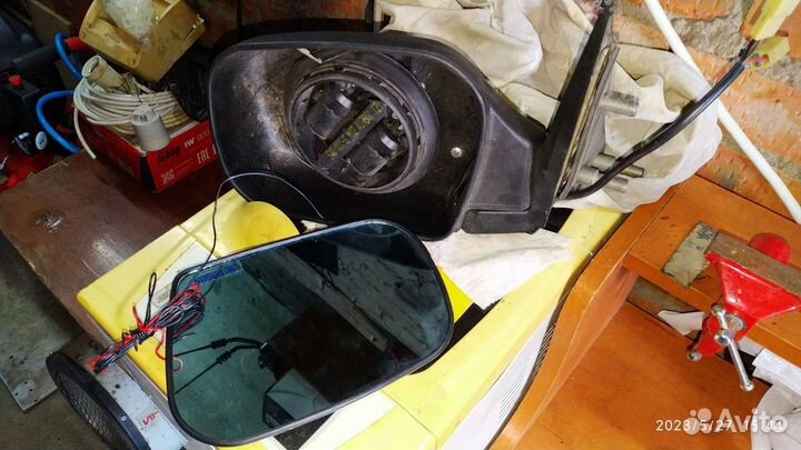 Зеркало нива