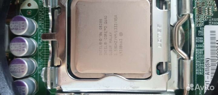 Материнская плата с процессором