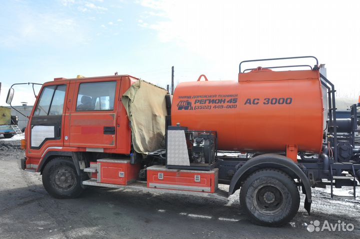 Автогудронатор с системой точного дозирования