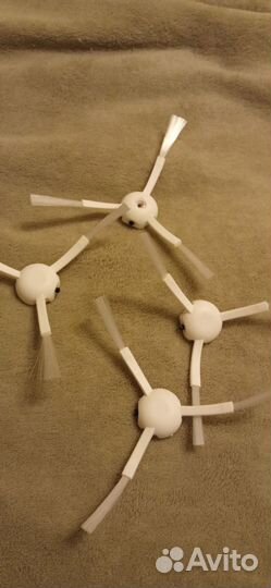 Комплект аксессуаров для робота-пылесоса