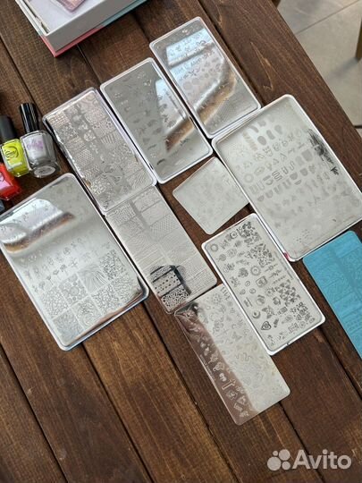 Гель лаки и пластины для стемпинга