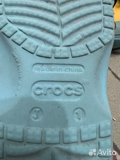 Сланцы Crocs