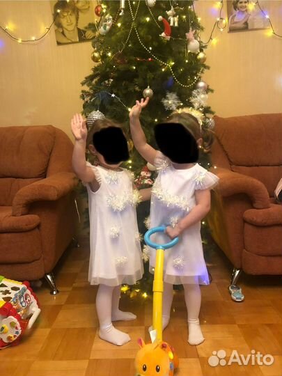 Белые платья для двойни девочек 92