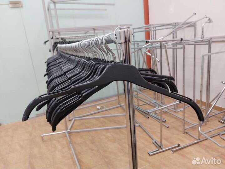 Вешалки для одежды