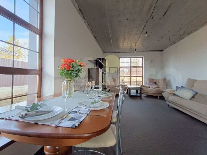 Коттедж 173,5 м² на участке 8,5 сот.