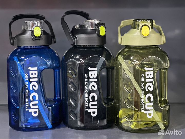 Спортивные бутылки / шейкеры