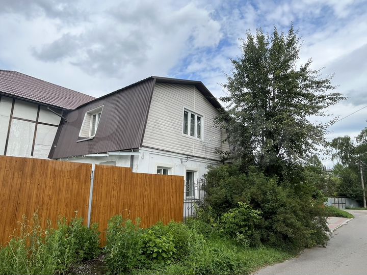 Дом 127 м² на участке 4,8 сот.