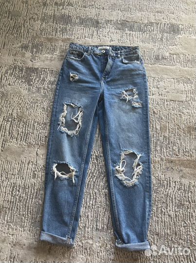 Джинсы Bershka mom