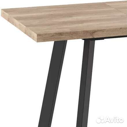 Стол обеденный