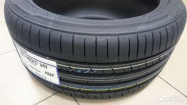 Toyo Proxes Sport 245/40 R20 99Y