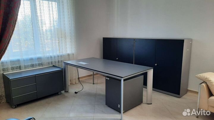 Кабинет стол, шкафы, тумбы Bene Австрия