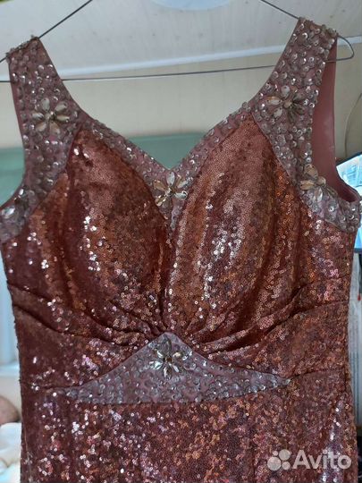 Вечернее платье 46 размера в пол