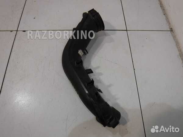 Патрубок воздушный Шкода