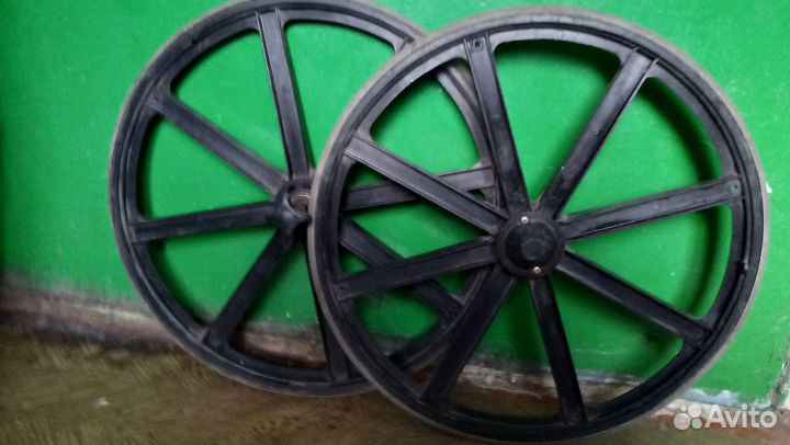 Колеса для инвалидной коляски