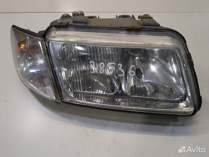 Поворот Audi A3 (8L), 1998