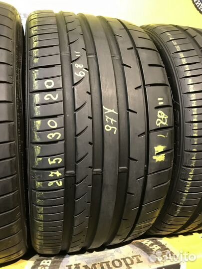 Dunlop SP Sport Maxx 050+ 275/30 R20 и 245/35 R20 97Y