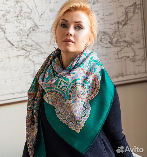 Павловопосадский новый платок праздничный город