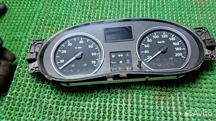 Приборная панель рено логан 1