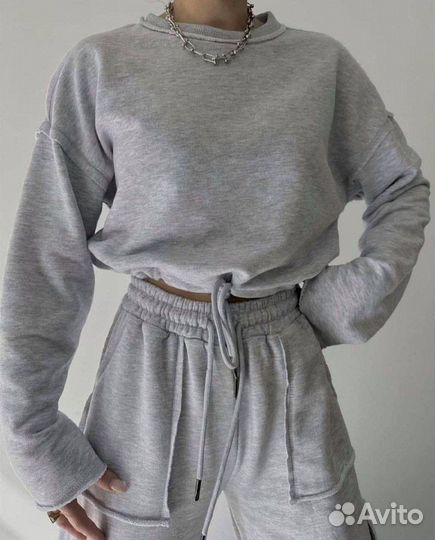 Спортивный костюм