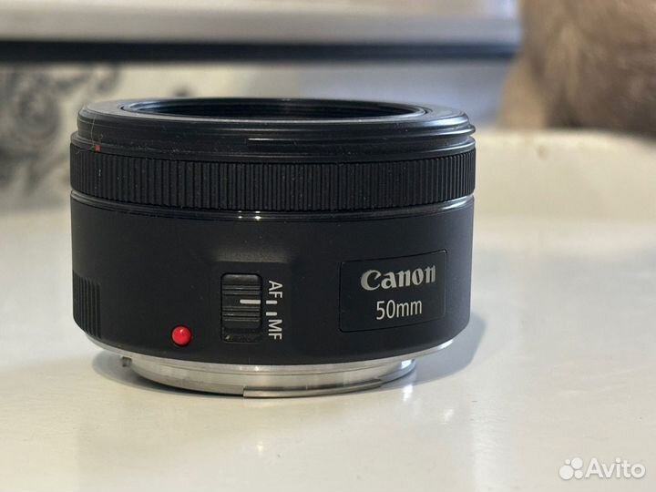 Объектив Canon EF 50mm f/1.8 STM