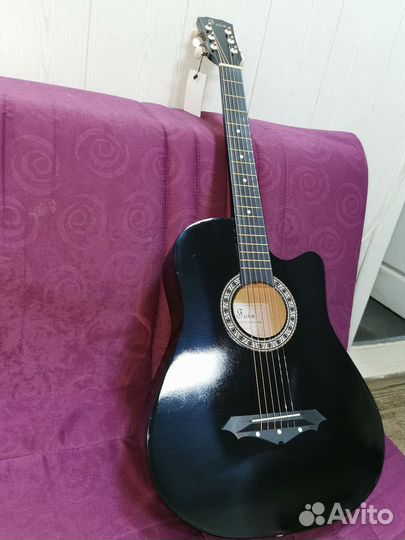 Гитара акустическая новая