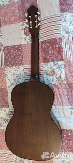 Классическая гитара cremona