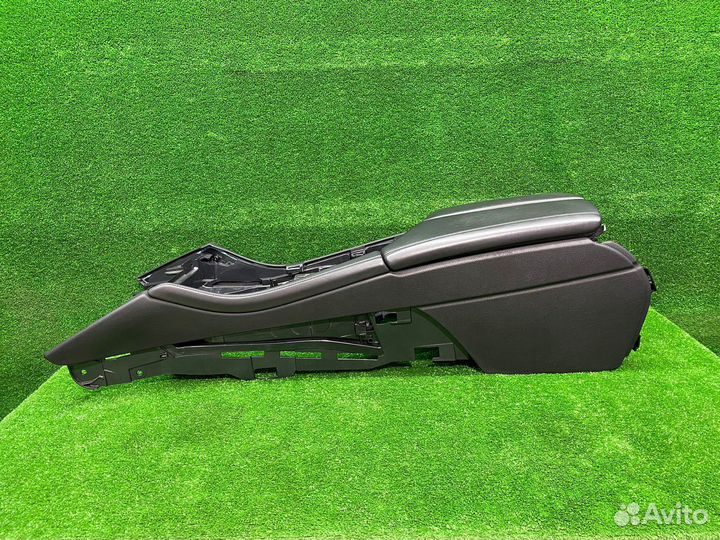 Центральная консоль BMW F10