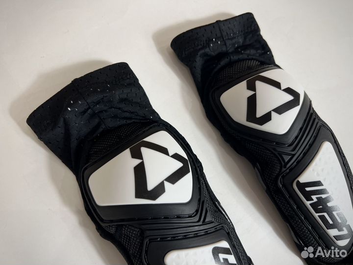 Налокотники подростковые Leatt Contour Elbow Guard