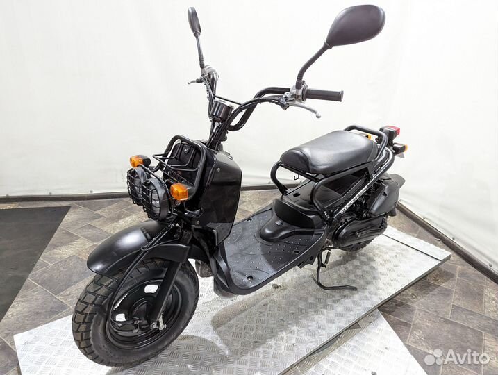 Скутер Honda Zoomer