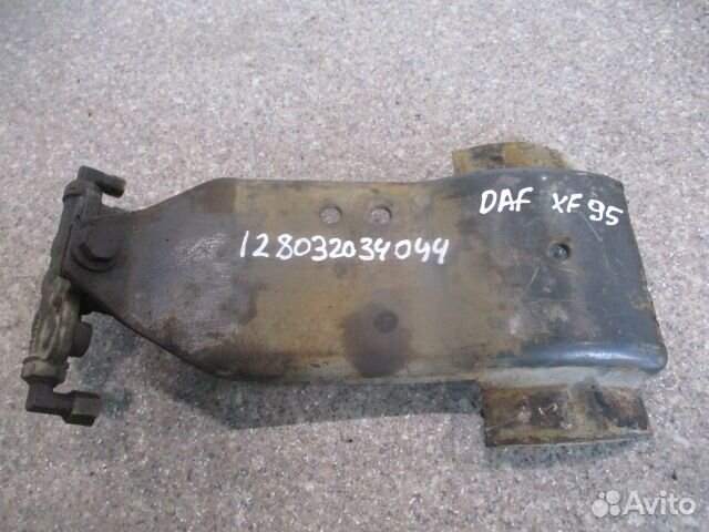 Кронштейн ресивера DAF 1361390