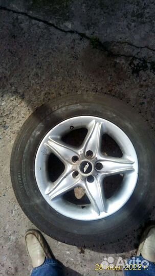 Cooper Discoverer A/T 215/75 R16