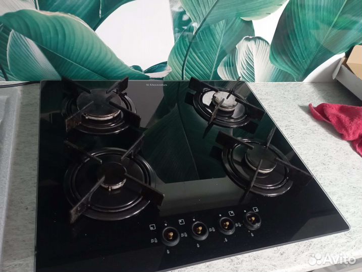 Газовая варочная панель 4 конфорки