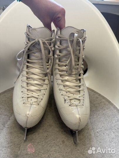 Фигурные коньки edea 270