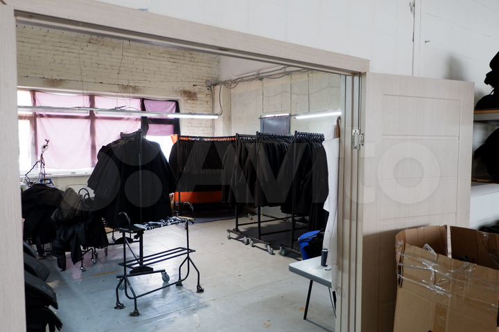 Производство-офис, 285 м²