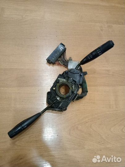 Переключатель подрулевой в сборе Toyota Carina E