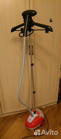 Отпариватель для одежды вертикальный