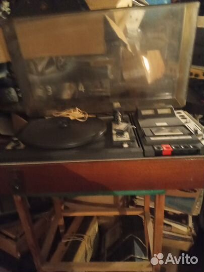 Проигрыватель винила СССР