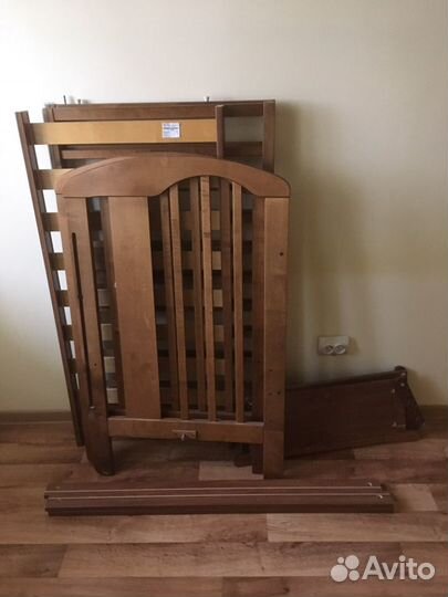 Кровать детская маятник