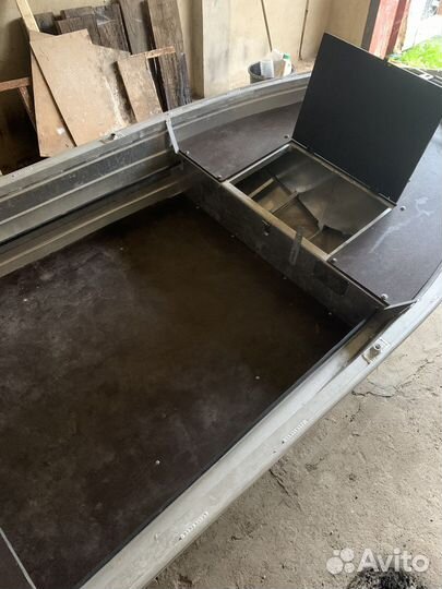 Лодка для рыбалки