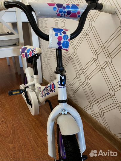 Велосипед детский 4-х колесный