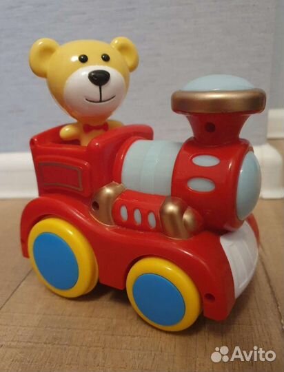 Паровозик музыкальный