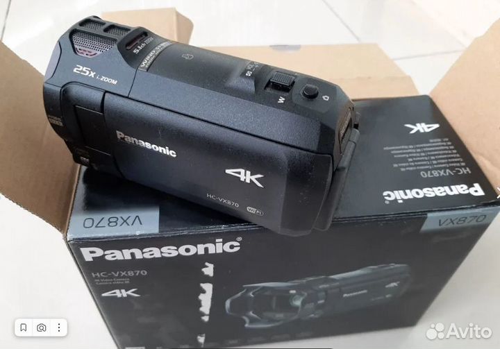 Видеокамера Panasonic HC-VX870 4K и Sony HDR-CX400