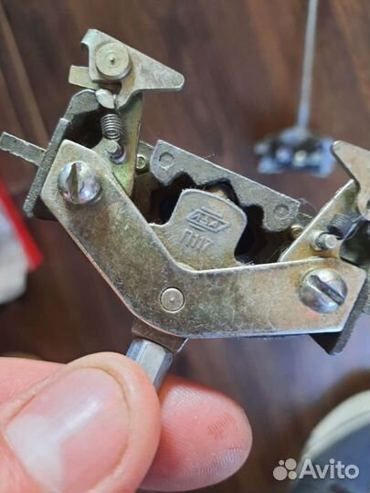 Переелючатель указателей поворота газ 24 Волга