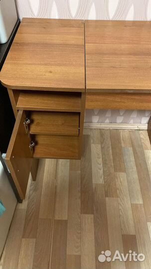 Туалетный столик для девочки