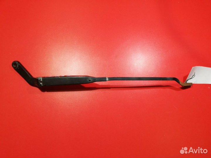 Поводок стеклоочистителя передний левый Chevrolet