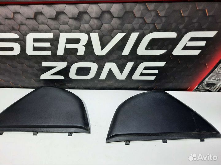 Накладка на торпедо торцевая R и L Skoda Fabia 1