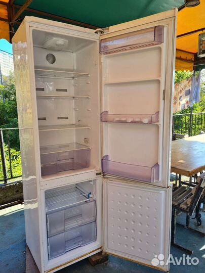 Холодильник beko