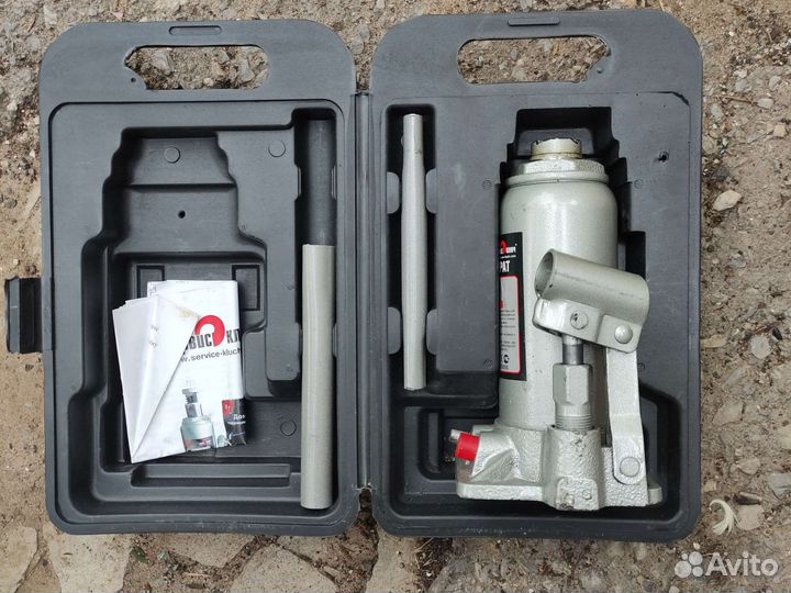 Домкрат гидравлический бутылочный